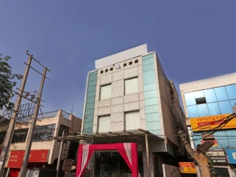 OYO 1574 Hotel Imperial Palace