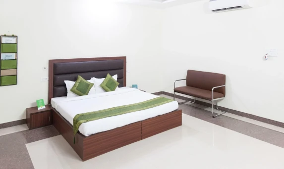 Treebo Trip Annaya Royals Lucknow