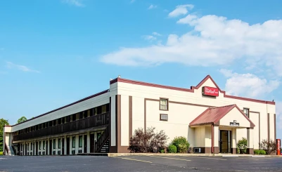 Red Roof Inn Scottsburg