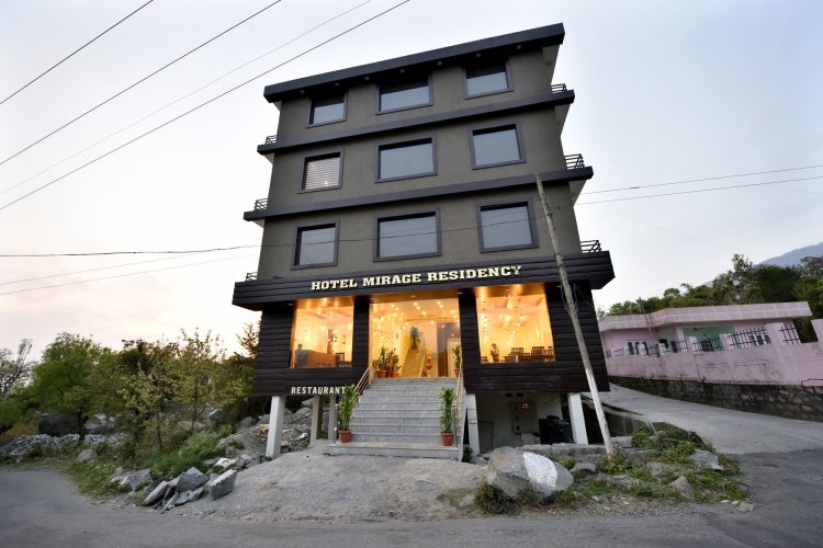 OYO 12770 Hotel Mirage Residency