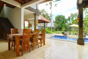 Baliana Villa Batu Belig