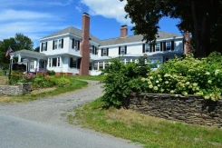 Brewster Inn
