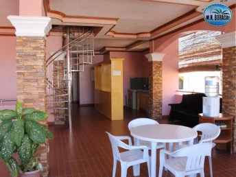 M N Boracay Lodge Inn