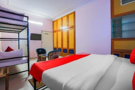 OYO 1060 Hotel Rahwaas