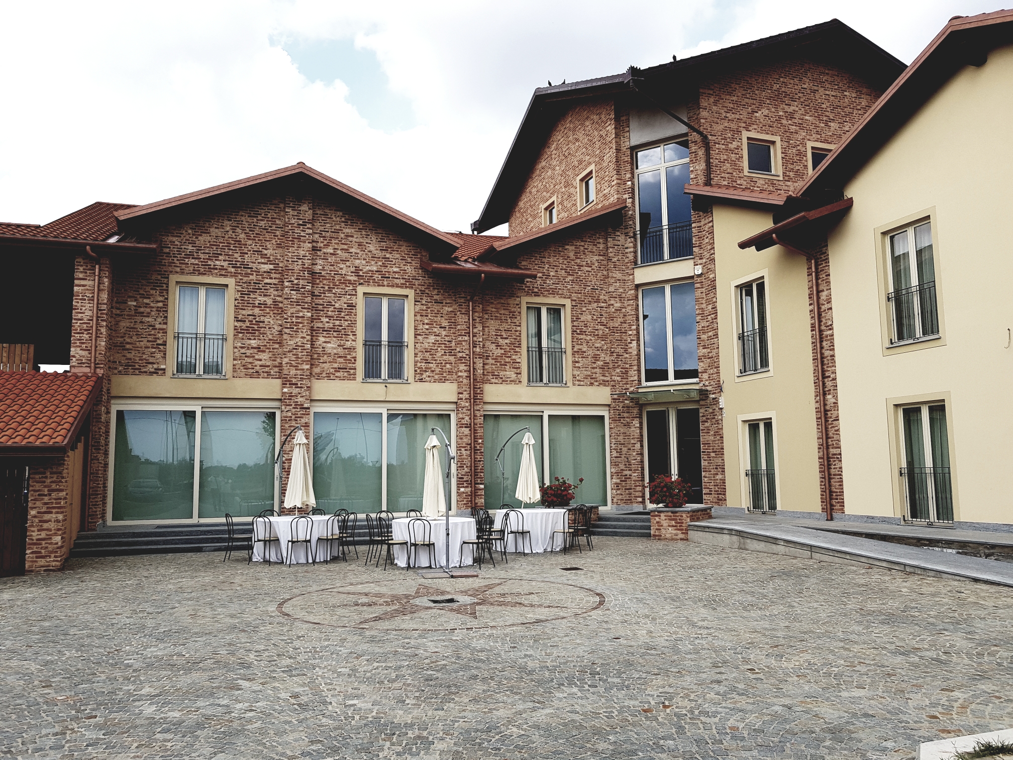 Cascina Speranza Hotel e Restaurant