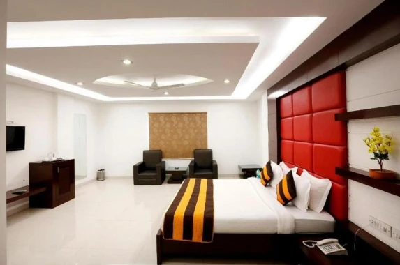 Hotel Anand Lok Inn