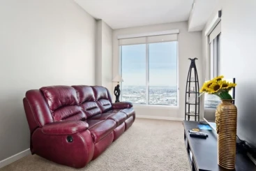 Executive Suites by Roseman Alura