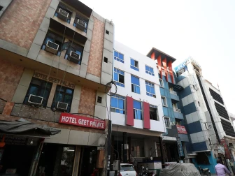 OYO 19004 Hotel Gagan