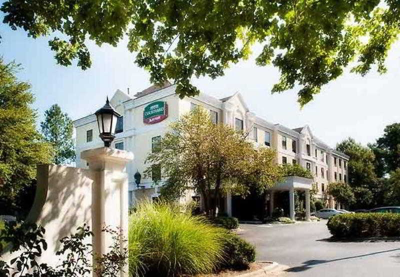 Courtyard Raleigh Crabtree Valley