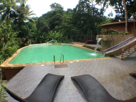 Rana Roja Lodge