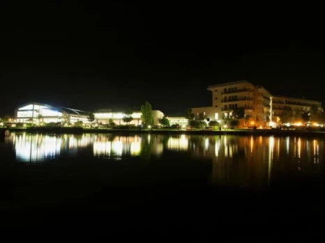 Hotel Velence Resort & Spa