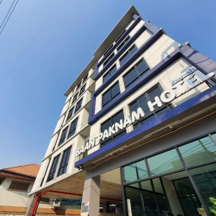 Baan Paknam Hotel