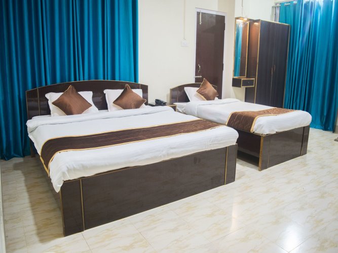The Lily Guest House By OYO Rooms