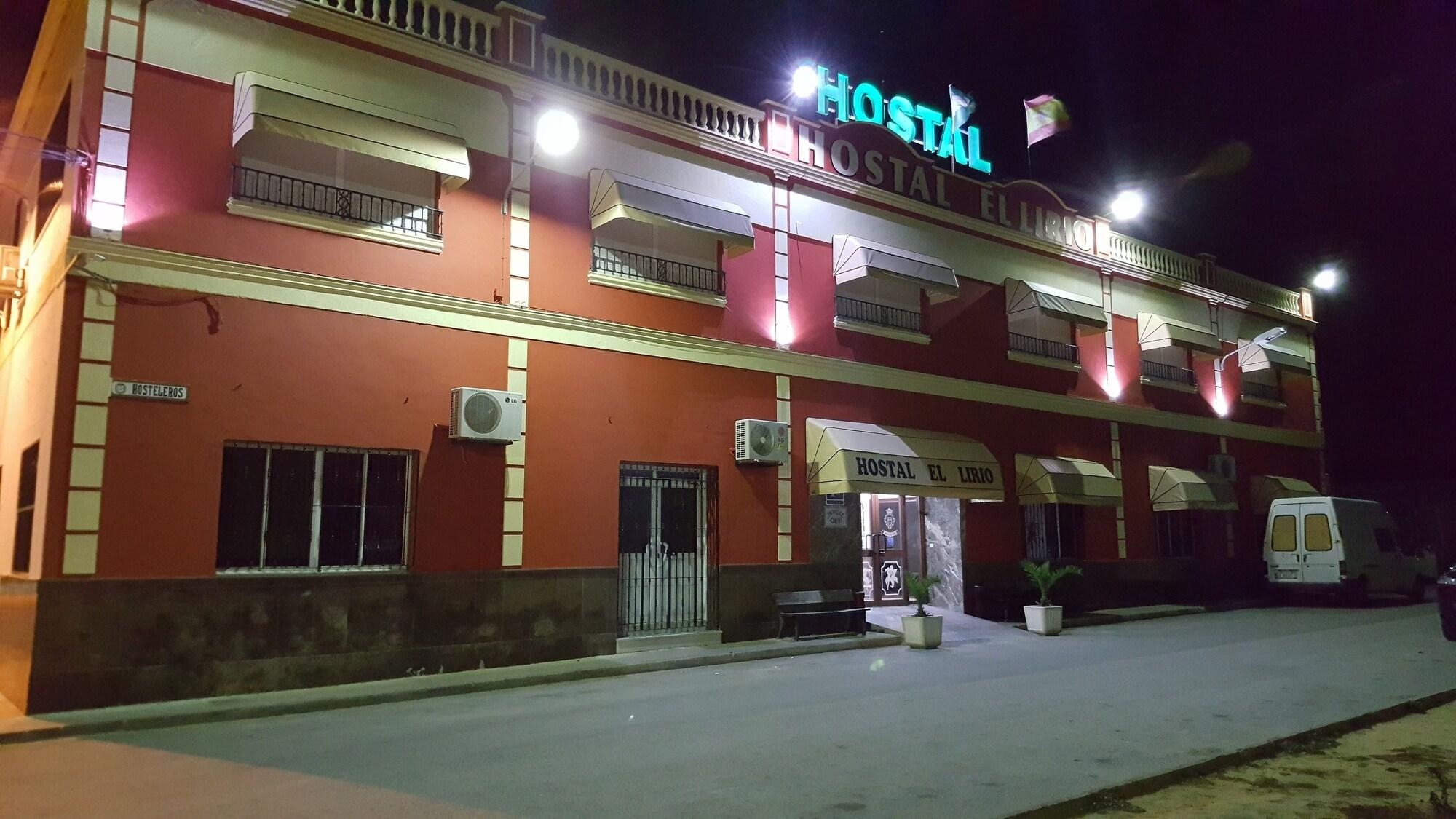 Hostal Restaurante El Lirio