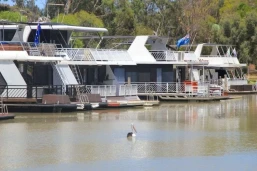 Murray Bridge Marina Camping and Caravan Park