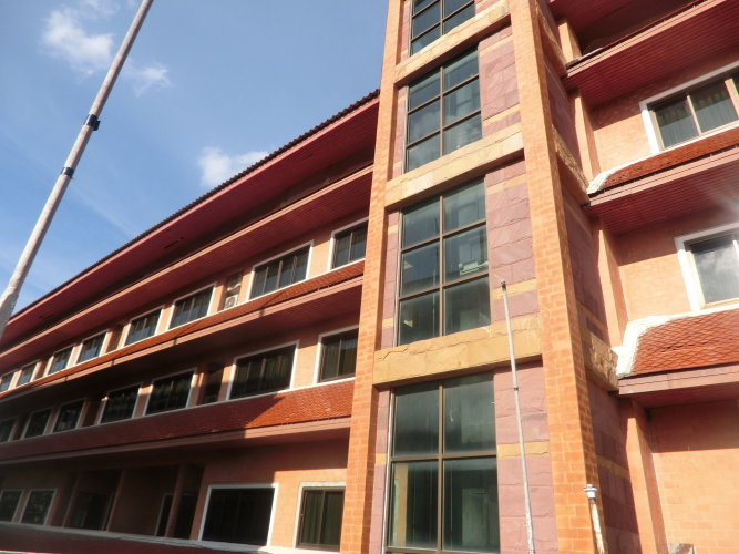Ayutthaya Thanee Hotel