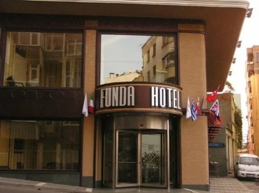 Funda Hotel