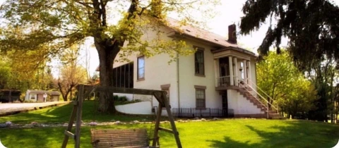 The Pines Of Dresden Bed And Breakfast