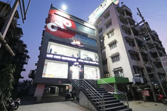Oyo 4979 Near Kamakhya Railway Station