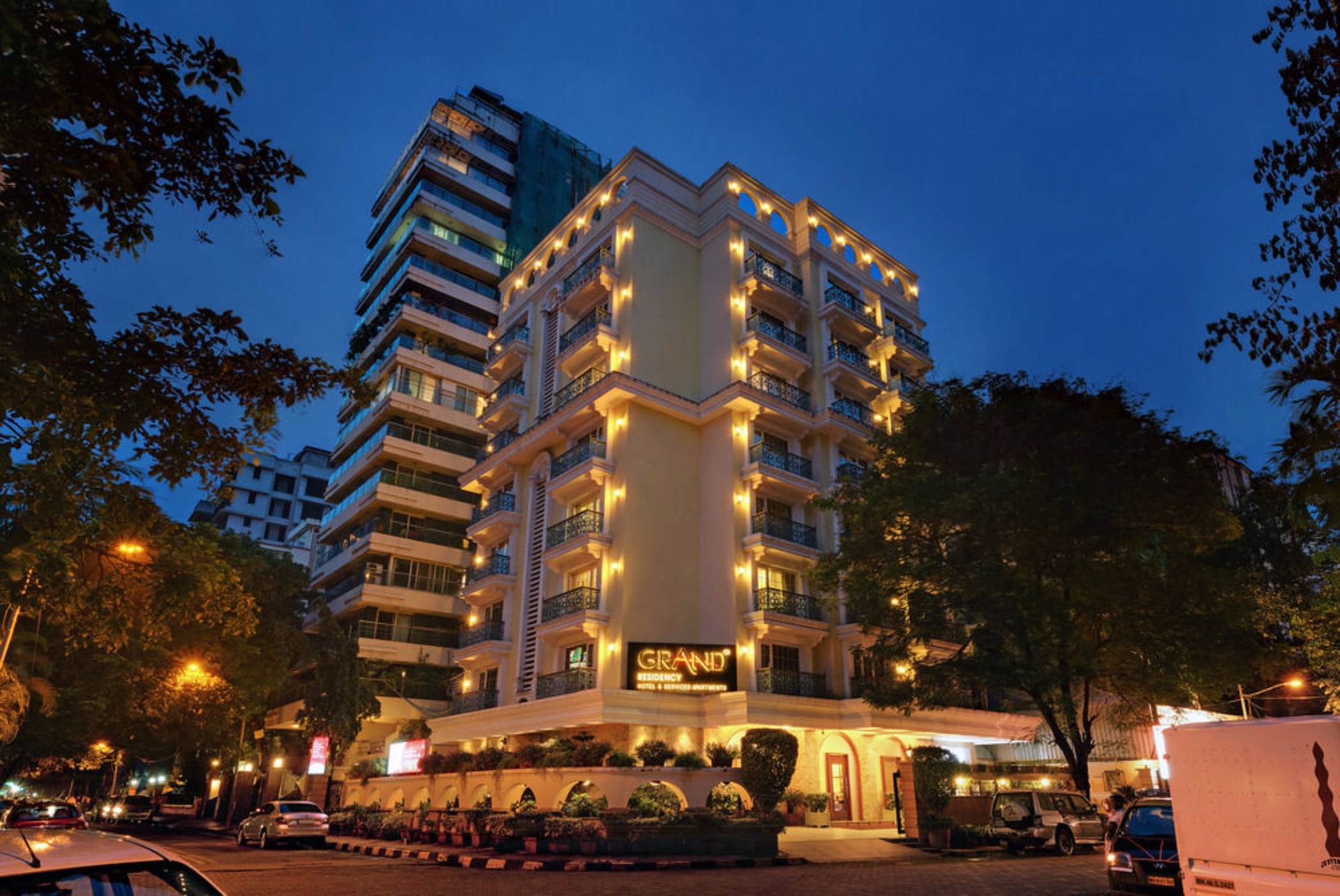 Grand Residency Hotel & Service Apartment