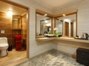 I.Y Hotel