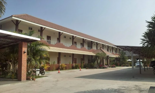 Mayuree Resort by ZUZU