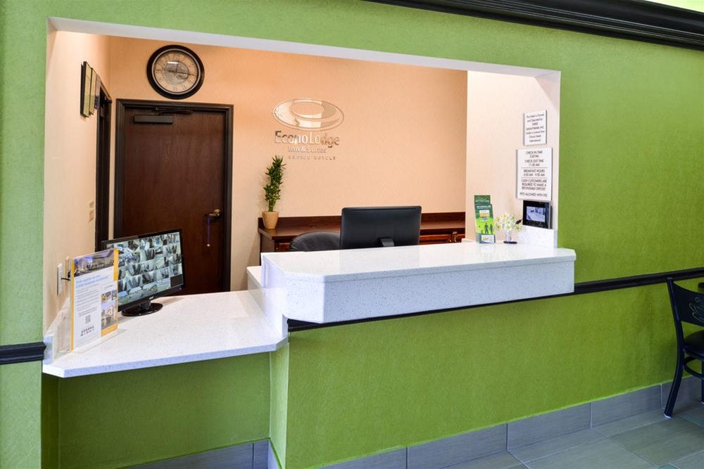 Econo Lodge Inn & Suites Shelbyville