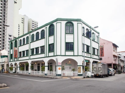 Footprints Hostel