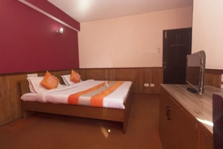 OYO 10587 Vanjula Residency