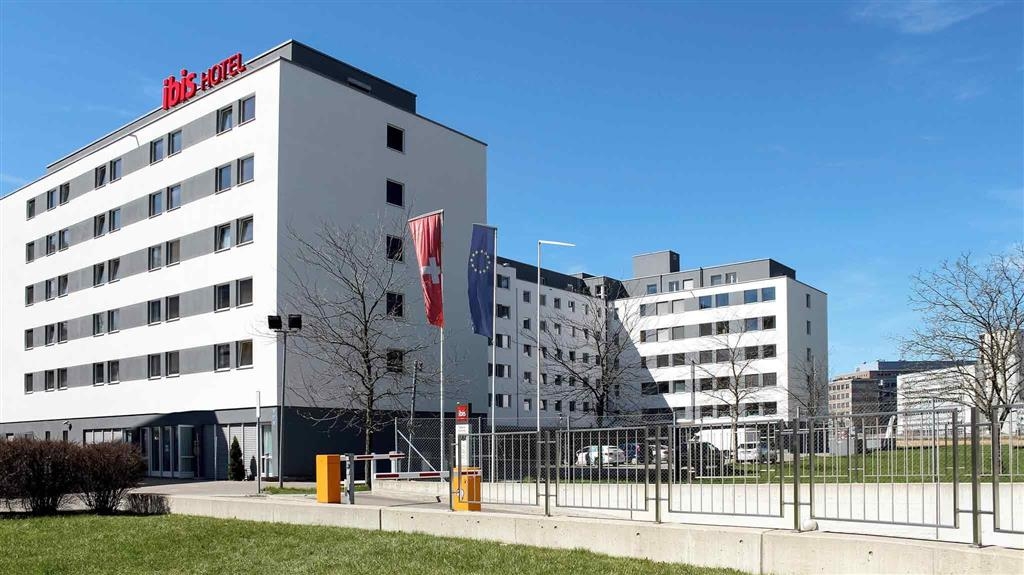 ibis Zurich Messe Airport