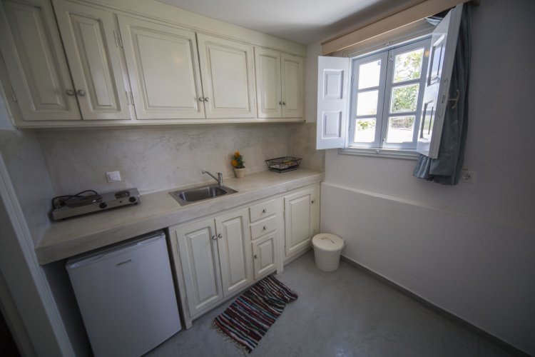 Ianthe Apartments & Villa