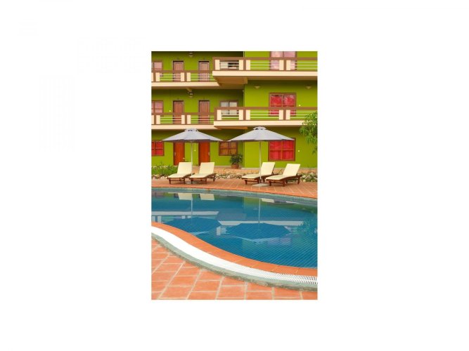 Two Moons Hotel - Hostel