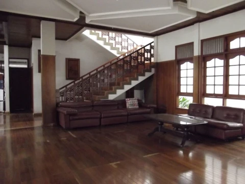 Rumah Utama