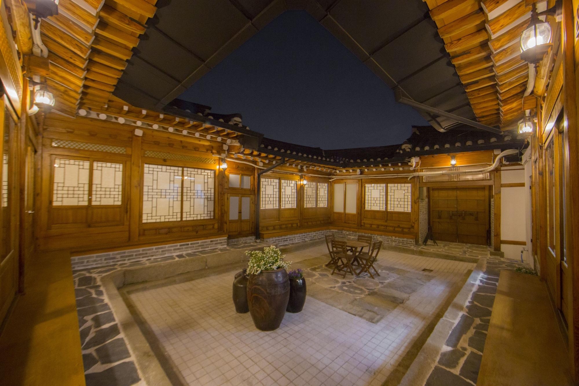 Stay256 Hanok Guesthouse