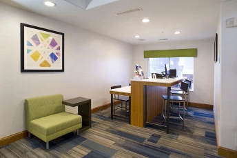 Holiday Inn Express and Suites Brookings