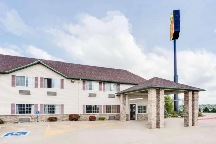 Comfort Inn and Suites ~ Eagle Ridge Inn