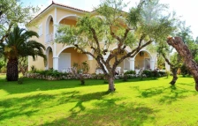 Soulis Studios & Apartments