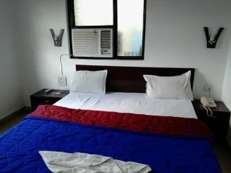 Hotel Navneet Grand