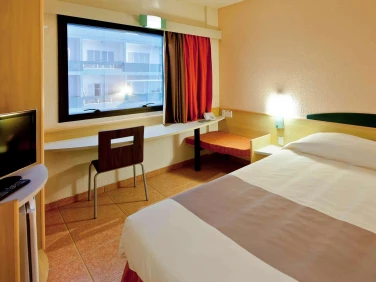 ibis Santos Gonzaga Praia