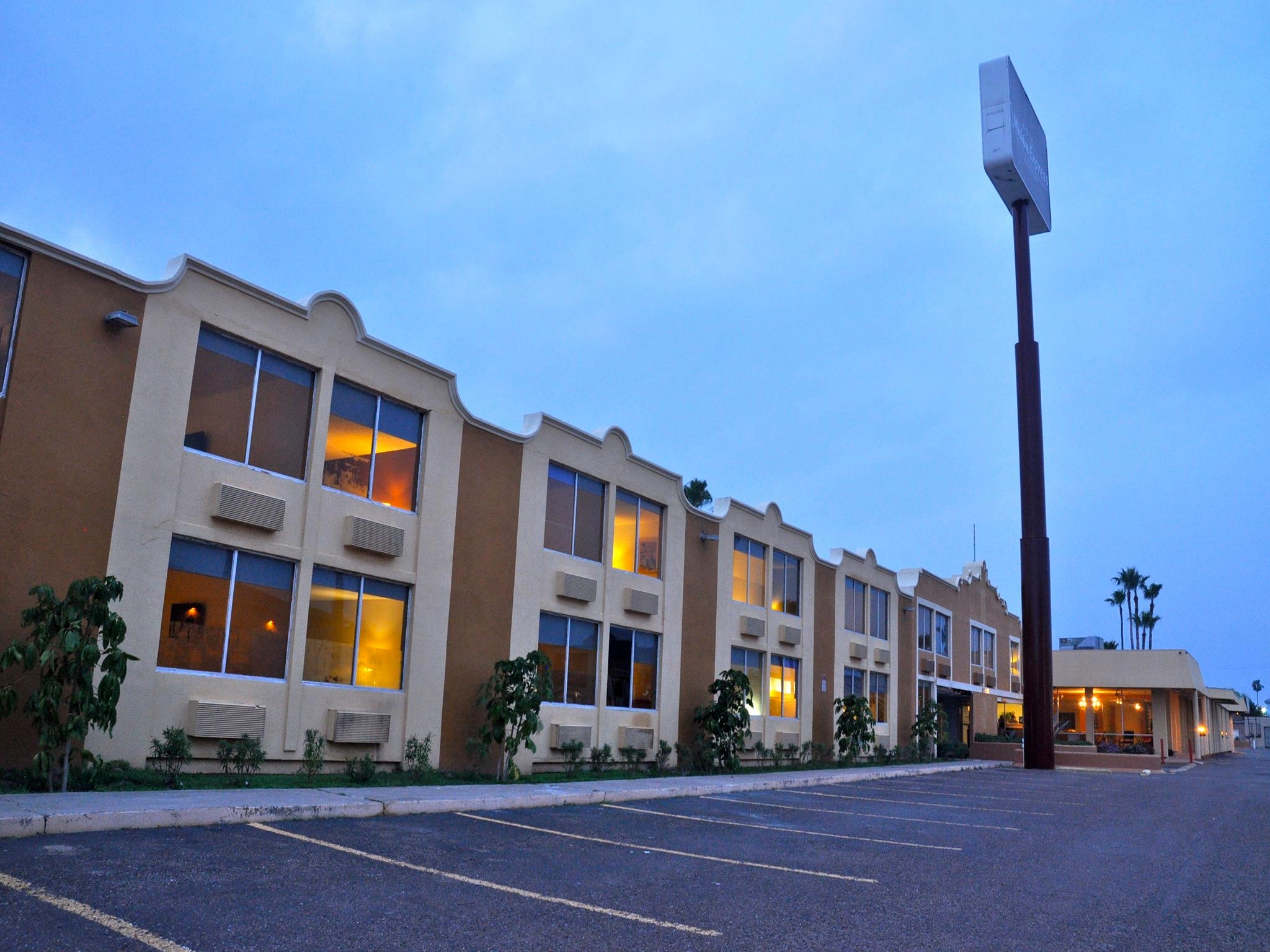 Clarion Inn near McAllen Airport