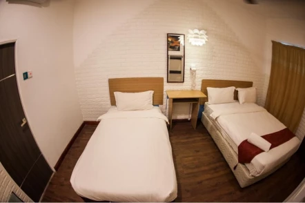 OYO 90518 Tommy's Place at Tip Of Borneo