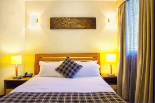 Reata Apartment Hotel