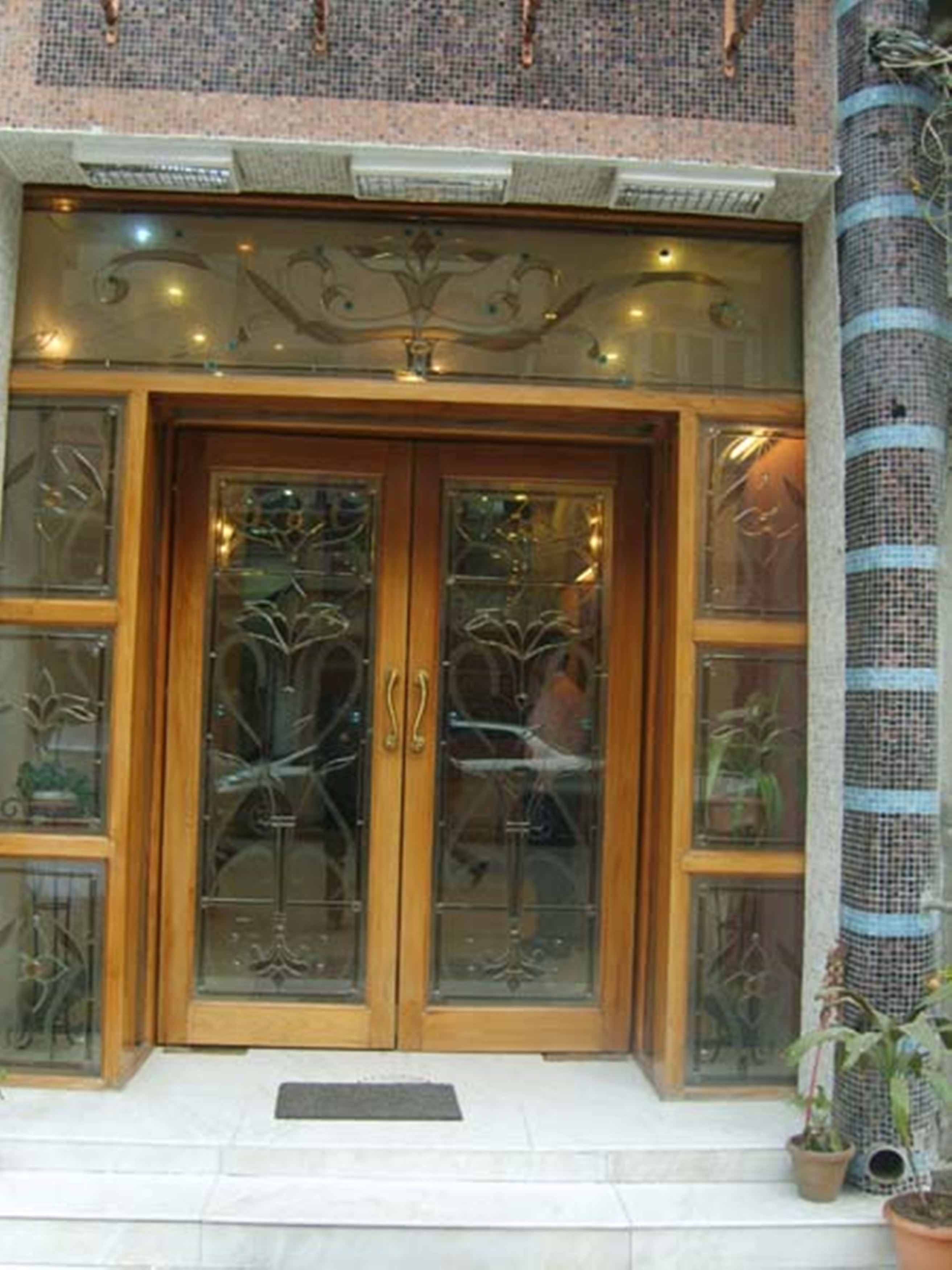 Pearl Plaza