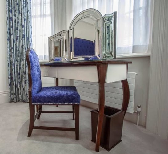 Sloane Club Hotel