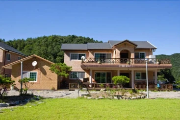 Yangpyeong Jinggum Dali Pension