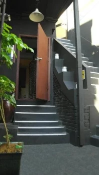 Eid Muslim Friendly Guesthouse - Hostel