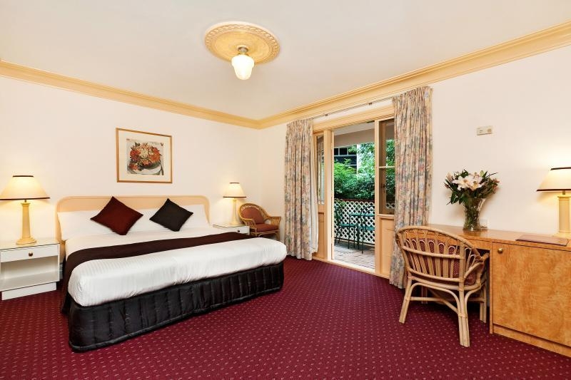 McLaren Hotel