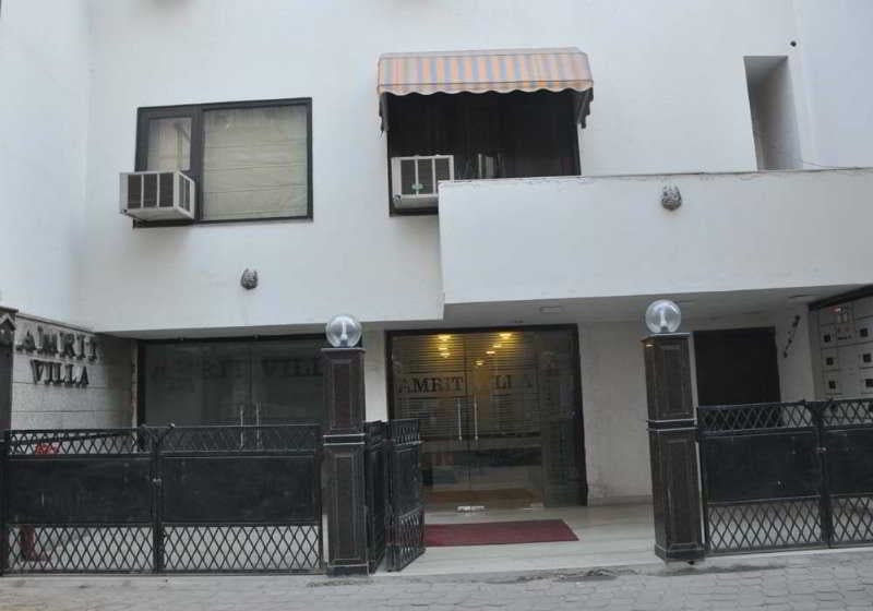 OYO 572 Hotel Amrit Villa