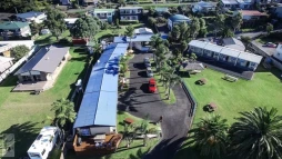 Raglan Palm Beach Motel