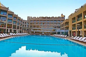 Coral Beach Hotel & Resort